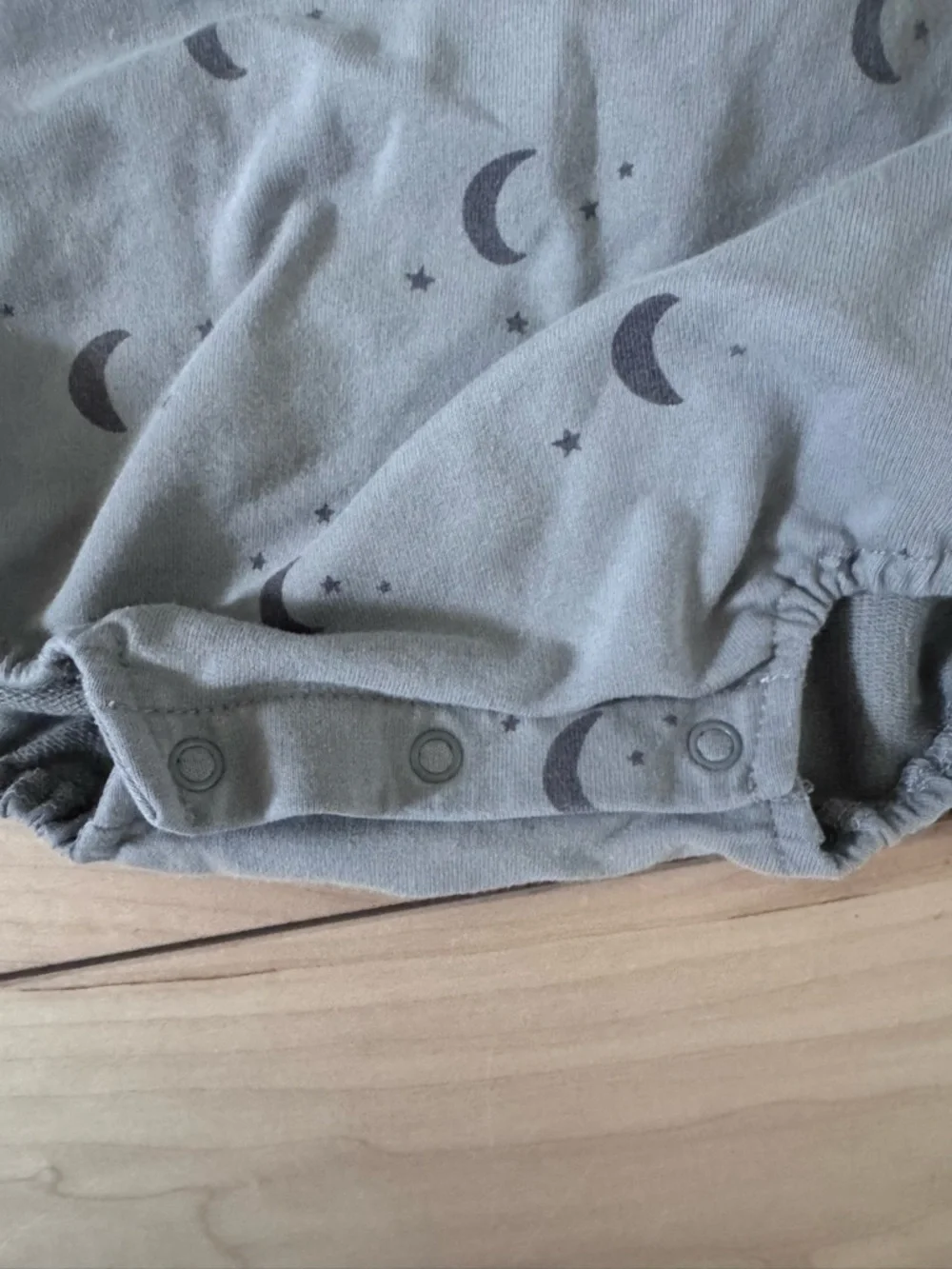 Quincy Mae Gray Moon‎ & Stars Long Sleeve Bubble Romper